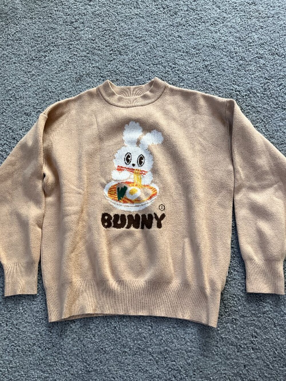 BUNNY EATING A BOWL OF NOODLES CREW NECK SWEATER FROM THE BRAND CHOCOLATE - XS